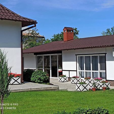 Экодом Hotell Bilhorod-Dnistrovsʼkyy Exteriör bild