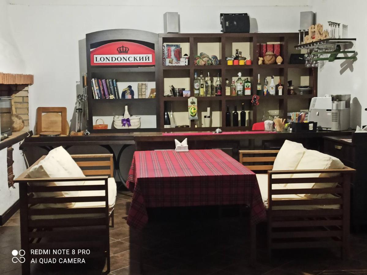 Экодом Hotell Bilhorod-Dnistrovsʼkyy Exteriör bild
